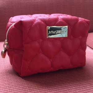 ❤️Betsy Johnson makeup or jewelry bag! ❤️